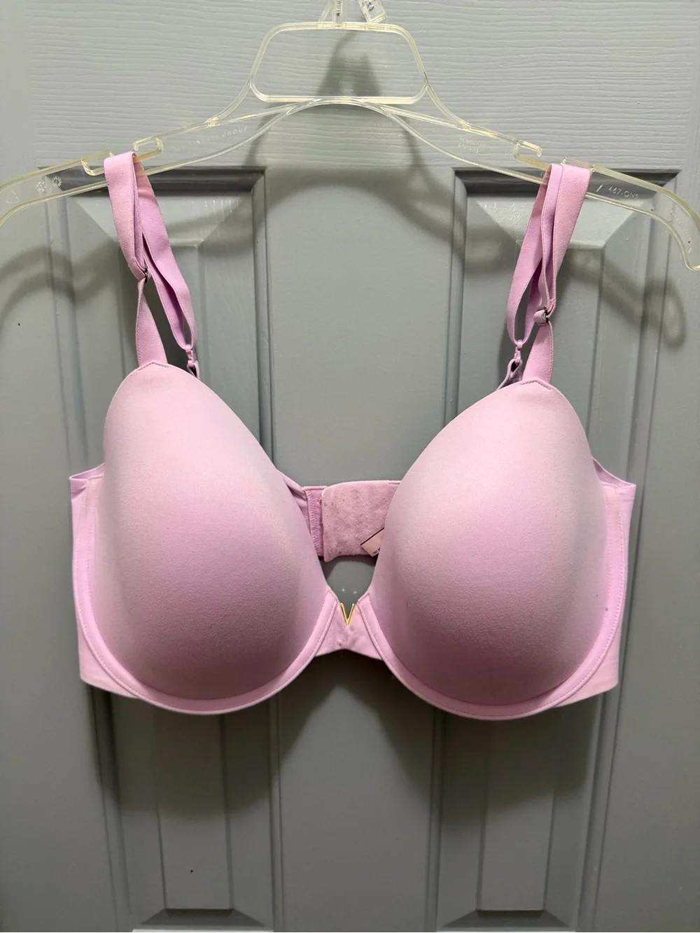Victoria’s Secret Smooth Lightly Lined Plunge Demi Bra Lilac Size 36G